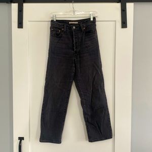 Levi’s Ribcage Straight Ankle